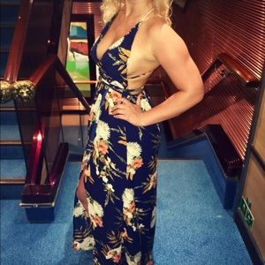 Backless tie maxi dress with slit